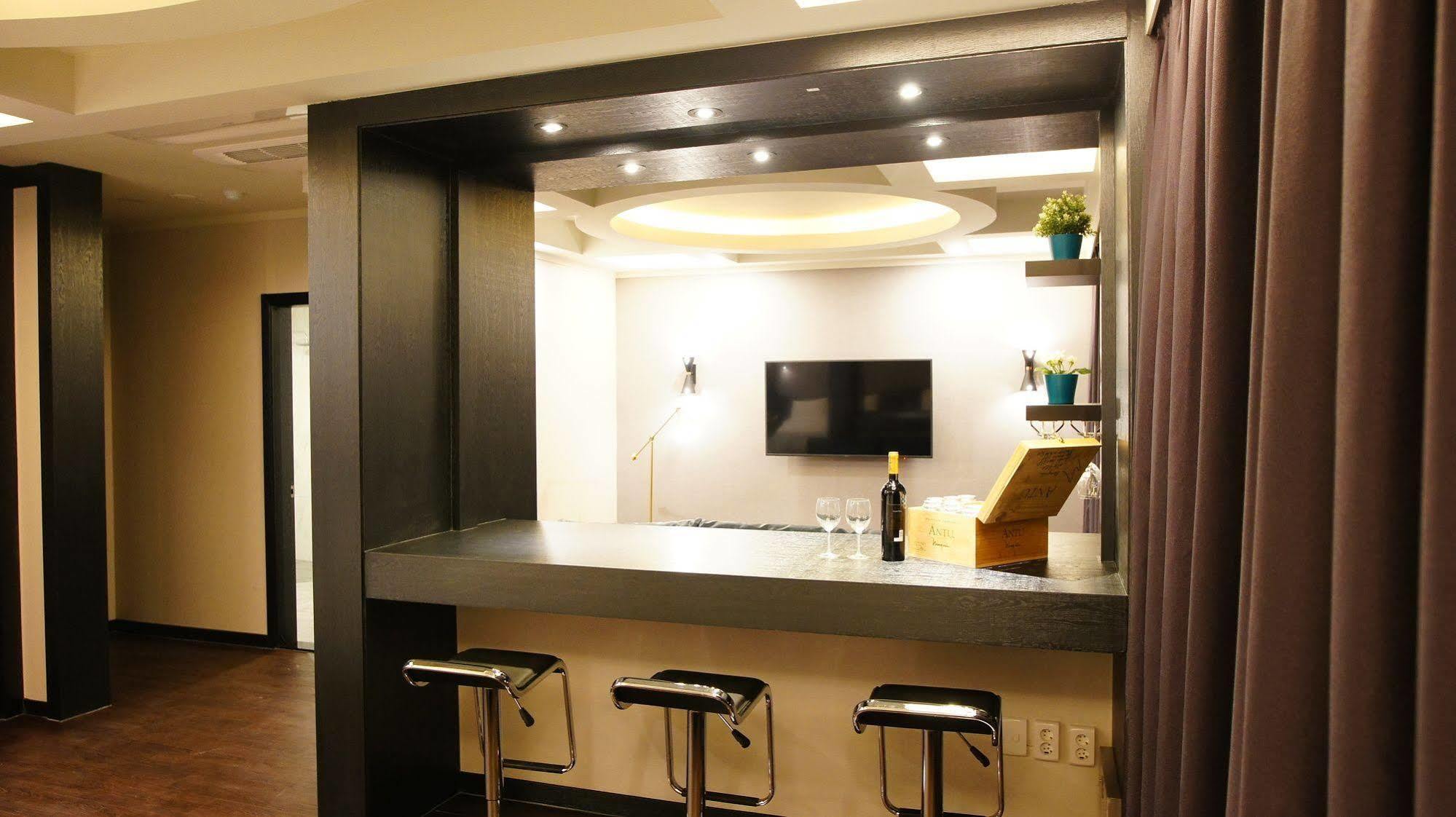 M Hotel Seoul Bagian luar foto